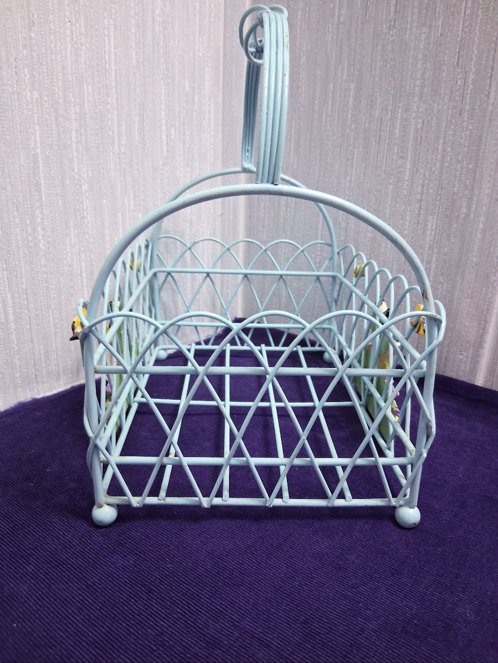 Vintage Whimsical Birdbath Basket With Bird Decorations Light Blue Metal - Picture 8 of 12